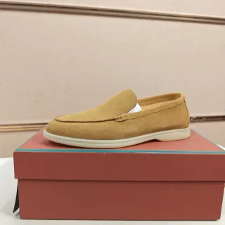 米色麂皮 Moc-Toe 一脚蹬乐福鞋