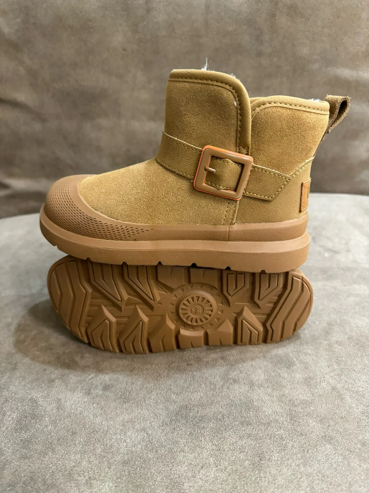 Tan Suede Shearling-Lined Buckle Strap Snow Boots 15
