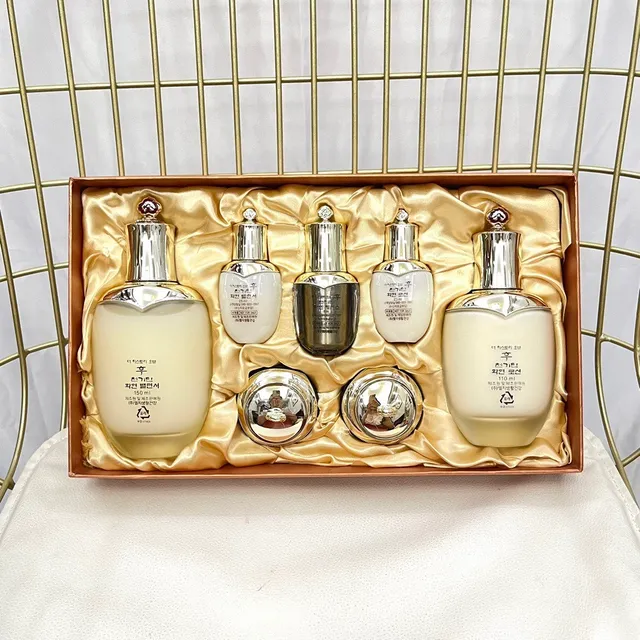 The History of Whoo Cheongidan Radiant Special Set Perfume 5