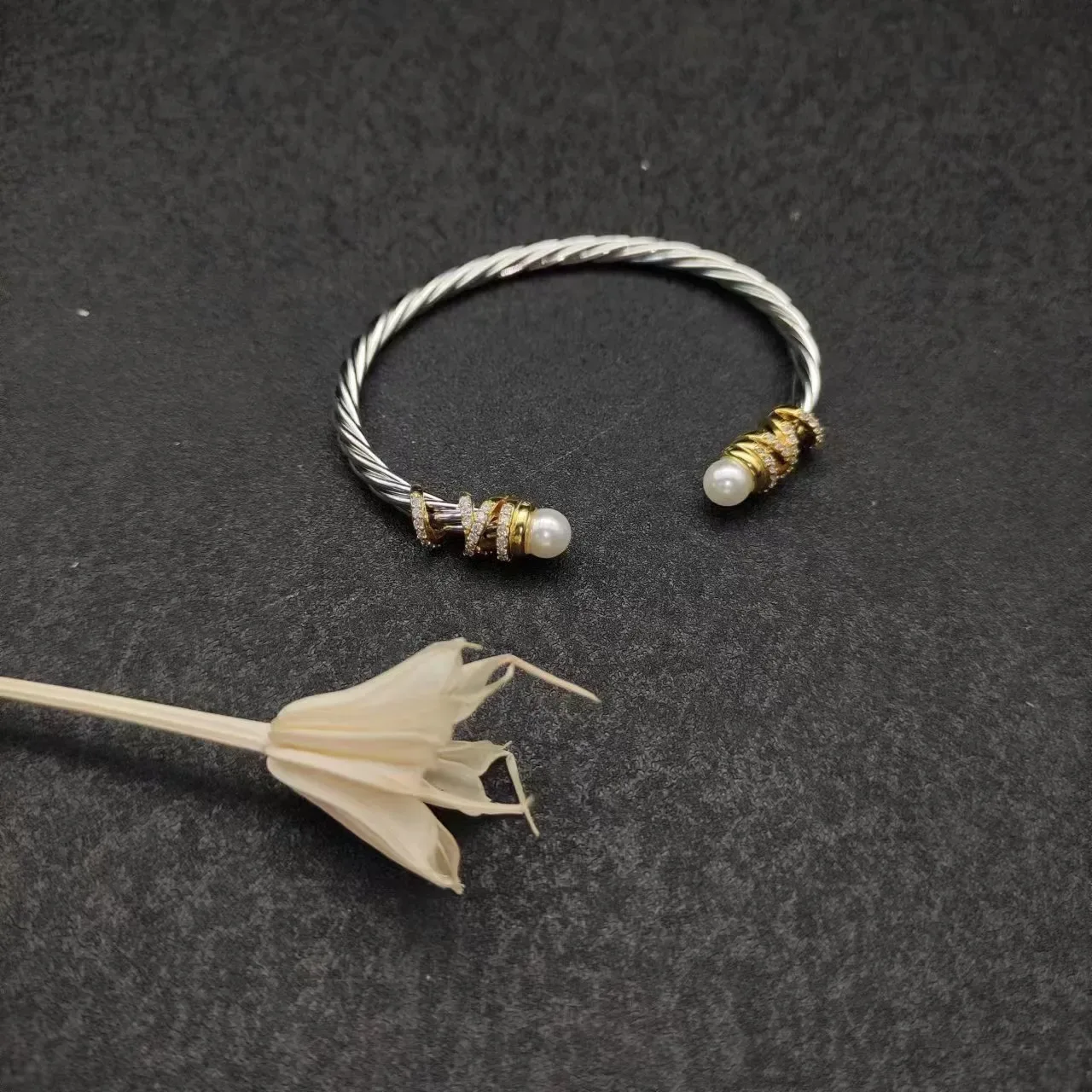 Twisted Cable Two-Tone Pearl-End Bracelet 8