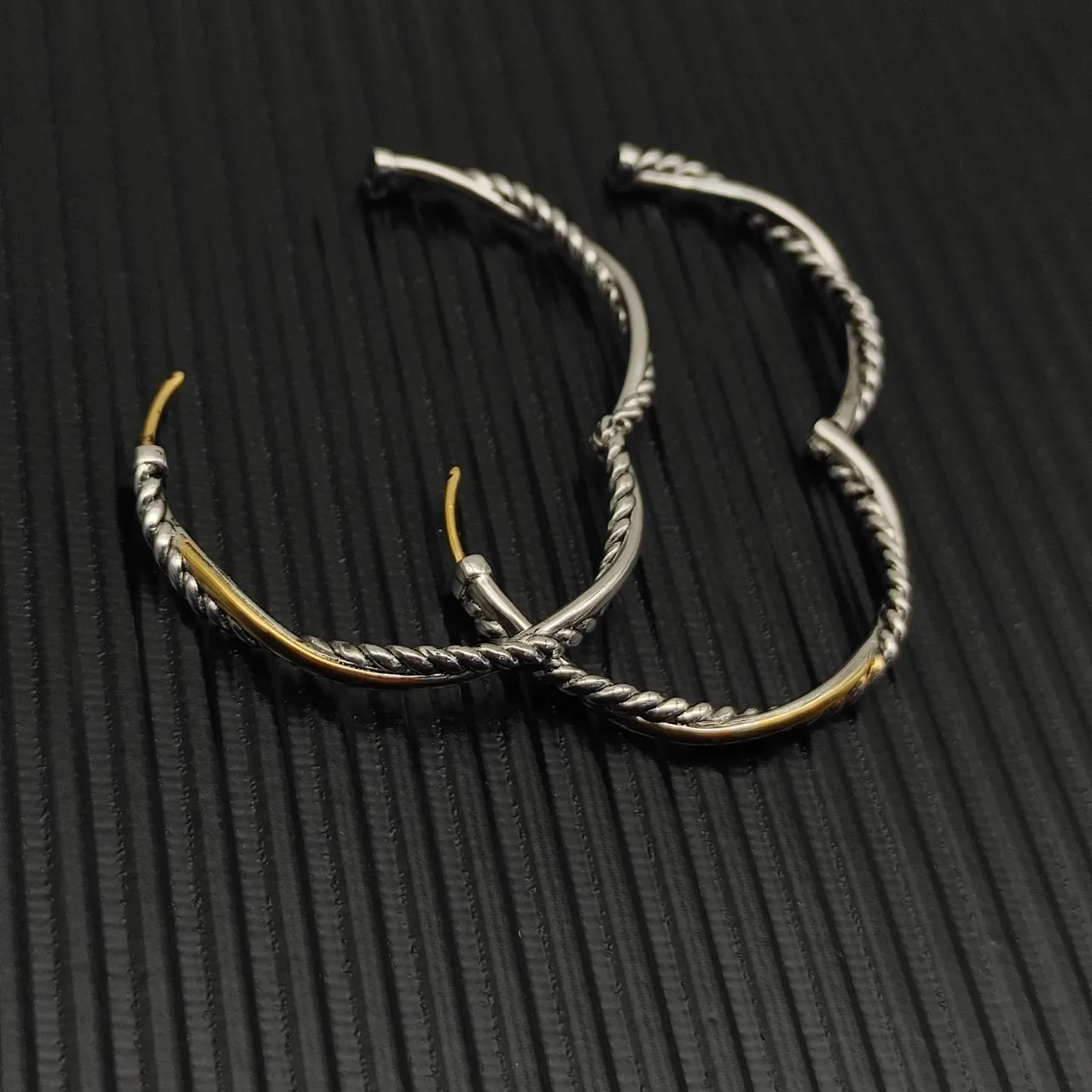 Twisted Rope Dual-Tone Hoop Earrings 9