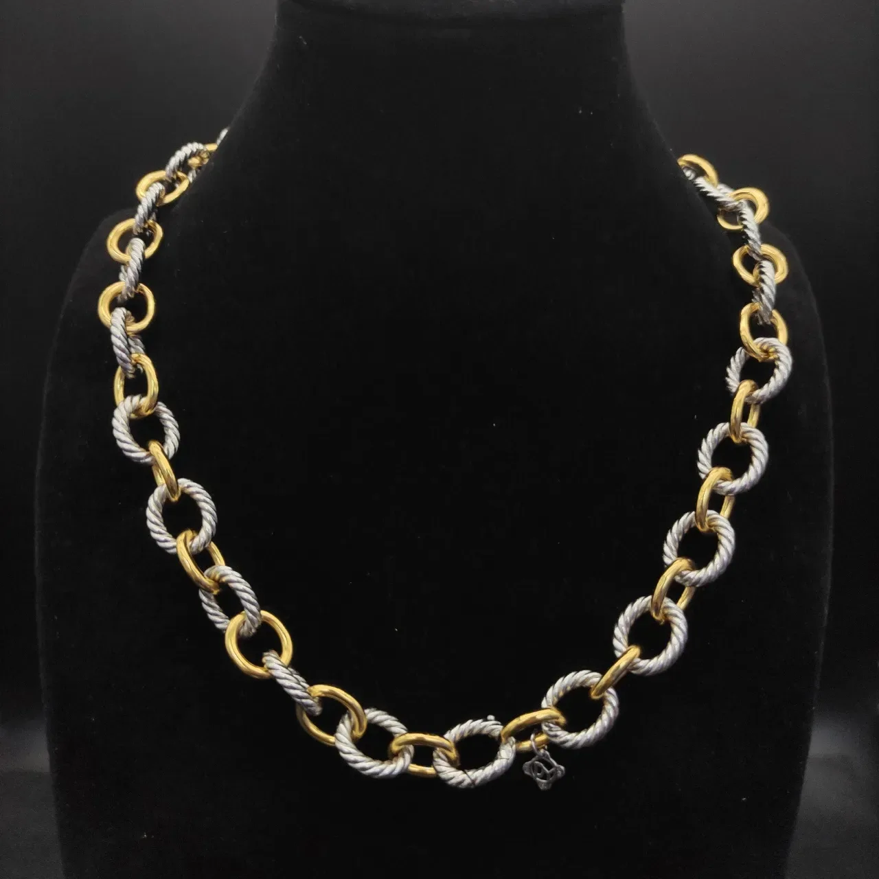 Two-Tone Twisted Rope Link Necklace 7