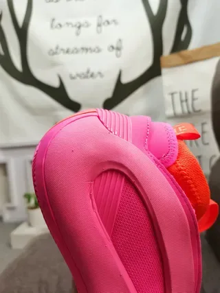Vibrant Pink and Orange Sculpted Midsole Lifestyle Sneakers 3