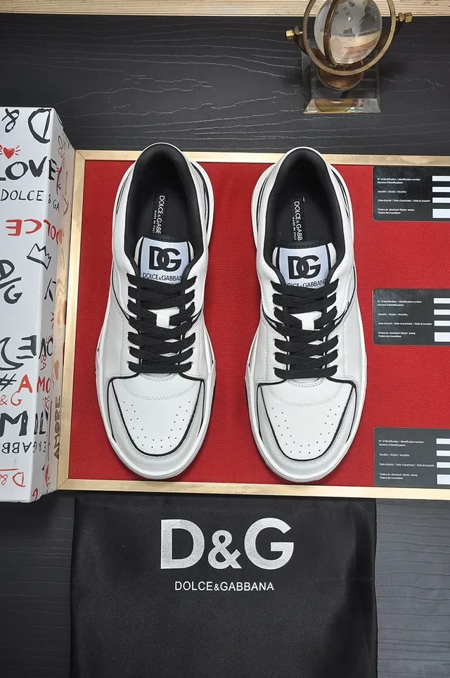 White and Black Contrast-Stitched Low-Top Lifestyle Sneaker 9