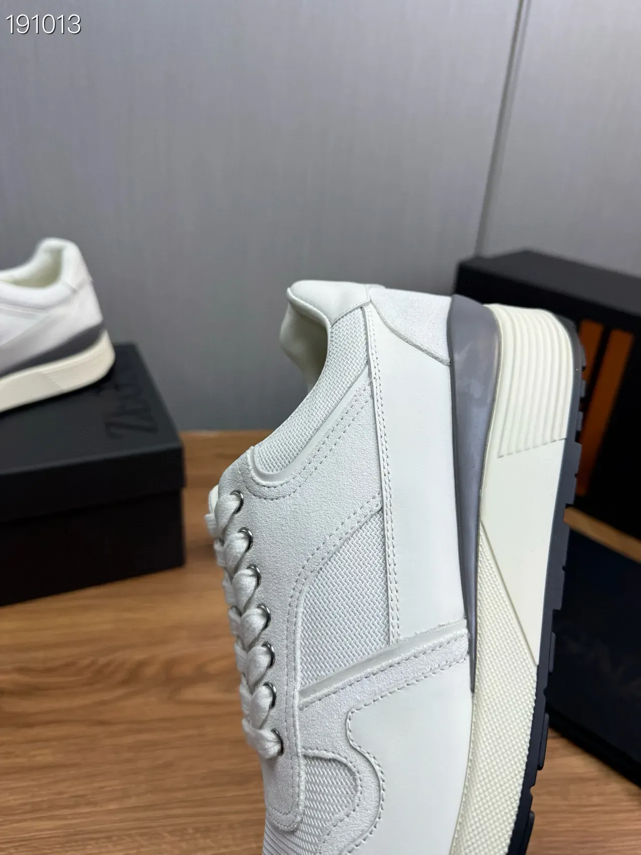 White and Gray Layered Panel Lifestyle Sneakers 4