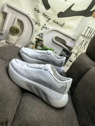 White and Gray Mesh Low-Top Foam Midsole Sneakers 7