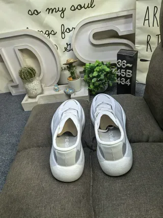 White and Gray Mesh Low-Top Foam Midsole Sneakers 8