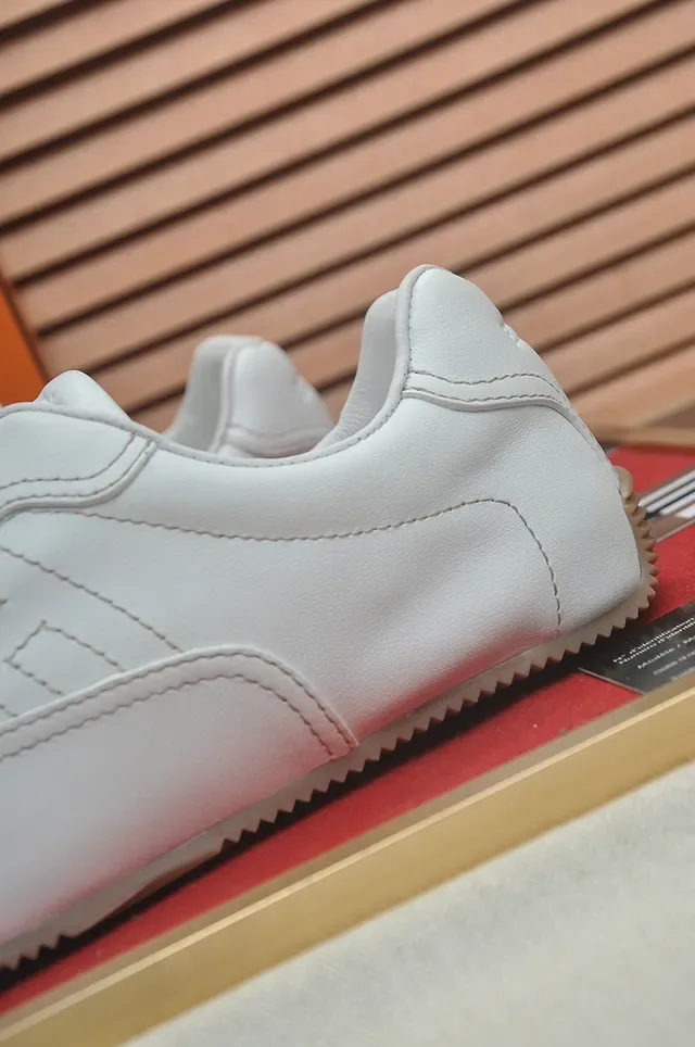 White Beige Leather Upper Gum Rubber Sole Sneakers 2