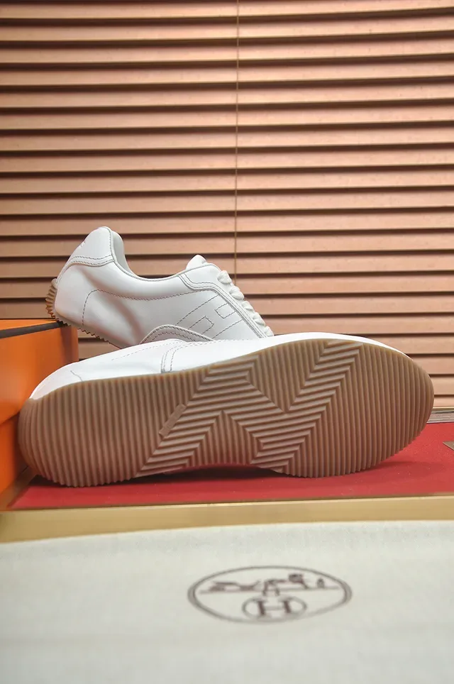 White Beige Leather Upper Gum Rubber Sole Sneakers 3