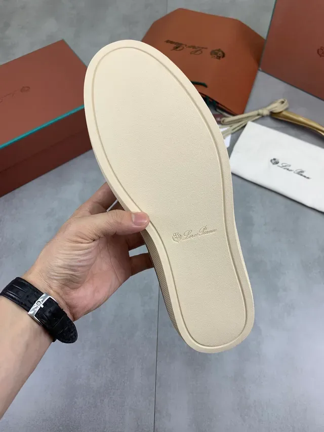White Beige Low-Top Upper Canvas Shoes 2