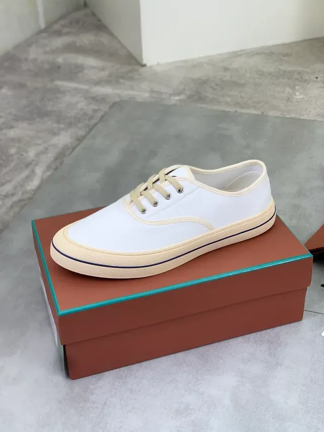 White Beige Low-Top Upper Canvas Shoes 4