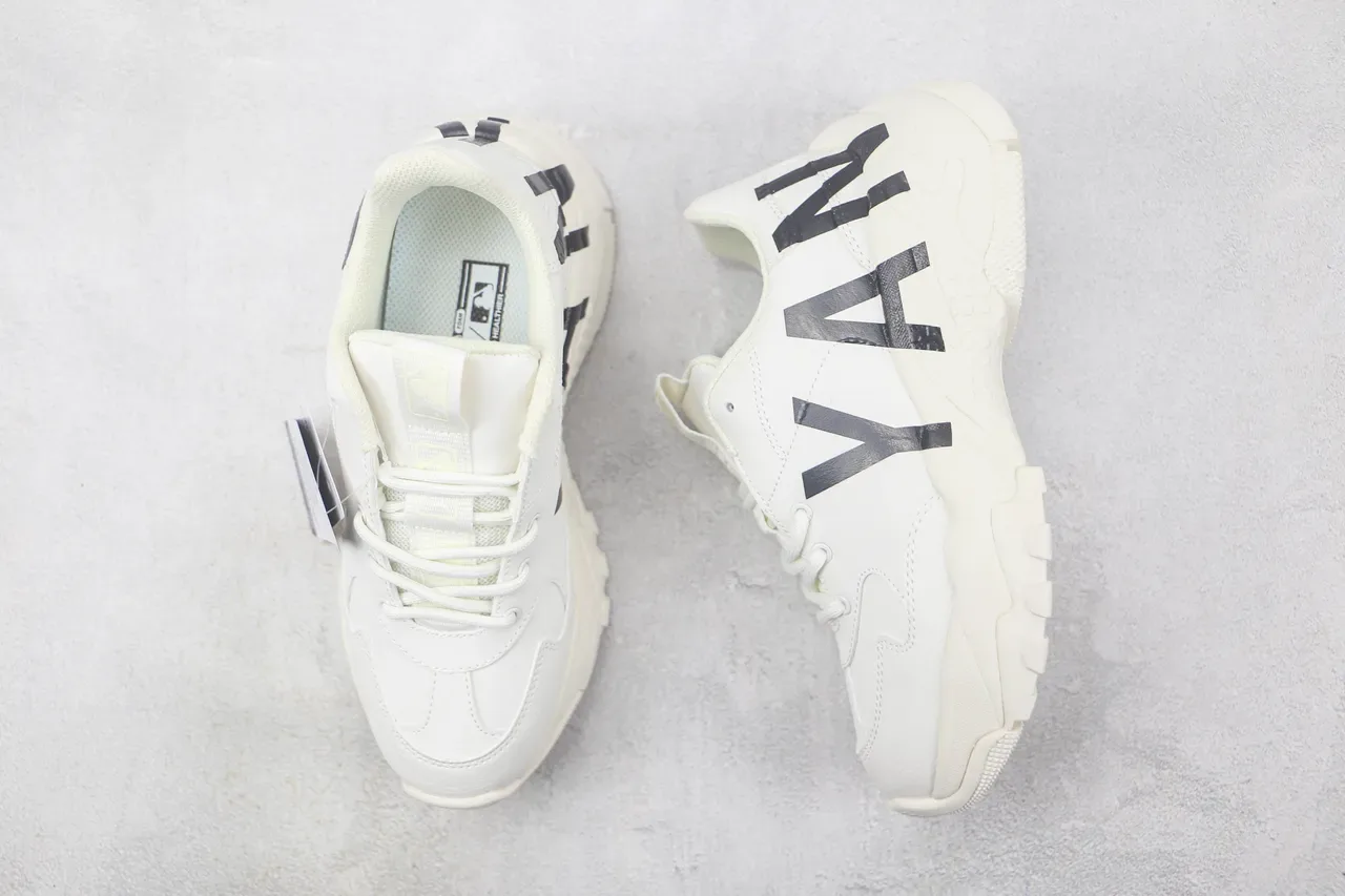 White Black Chunky Sole Oversized Side Lettering Sneakers 3