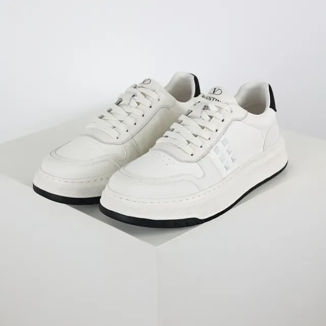 White Black Leather-Like Upper Contrast Sole Sneakers 2
