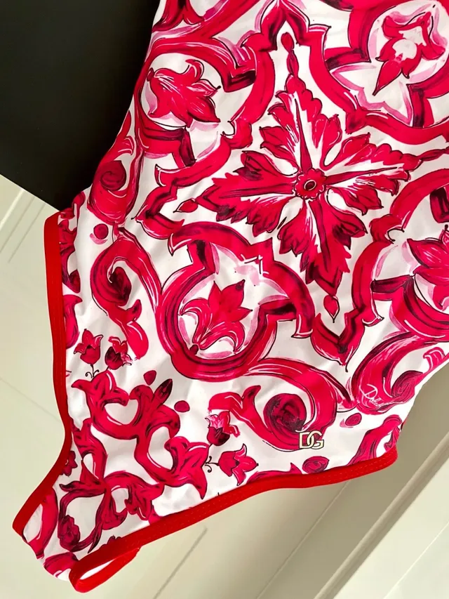 White Red Ornamental Print High-Cut Leg Swimwear 6