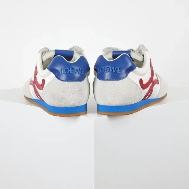 White Red Retro Runner Silhouette Embroidered Cursive Logo Sneakers 8