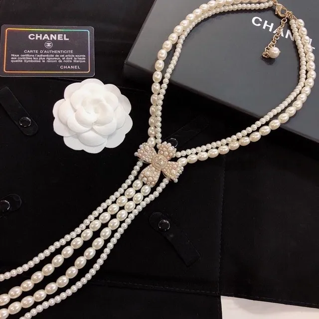White Silver Multi-Strand Pearl Crystal-Embellished Bow Clasp Necklace 3
