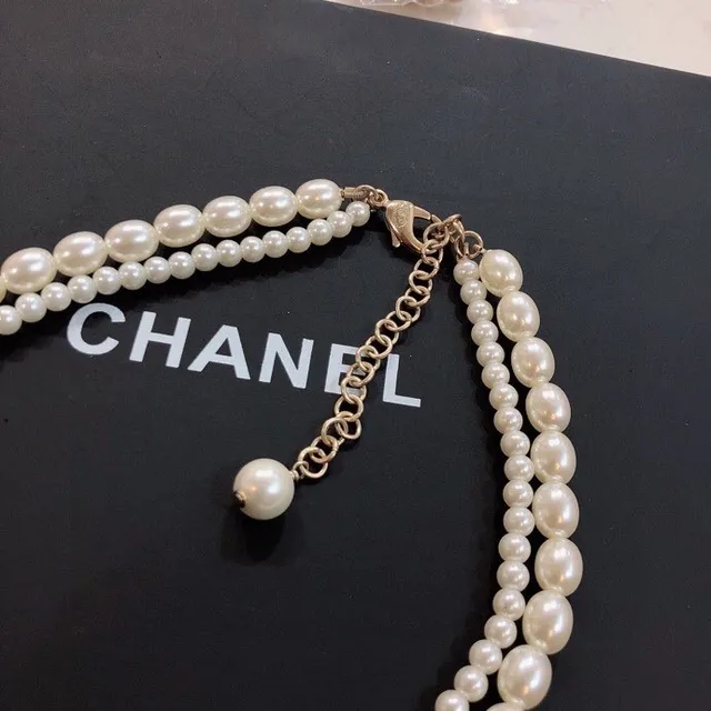 White Silver Multi-Strand Pearl Crystal-Embellished Bow Clasp Necklace 4