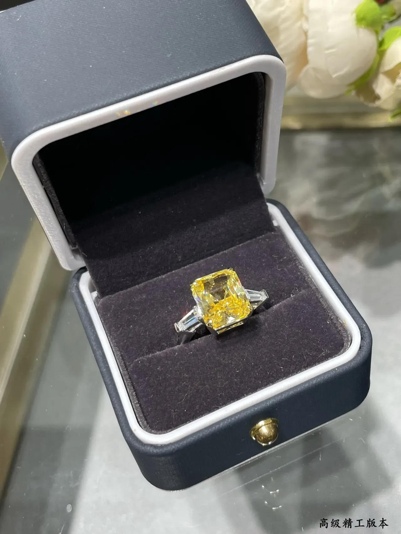 Yellow Silver Emerald-Cut Central Stone Tapered Baguette Side Stones Ring 4
