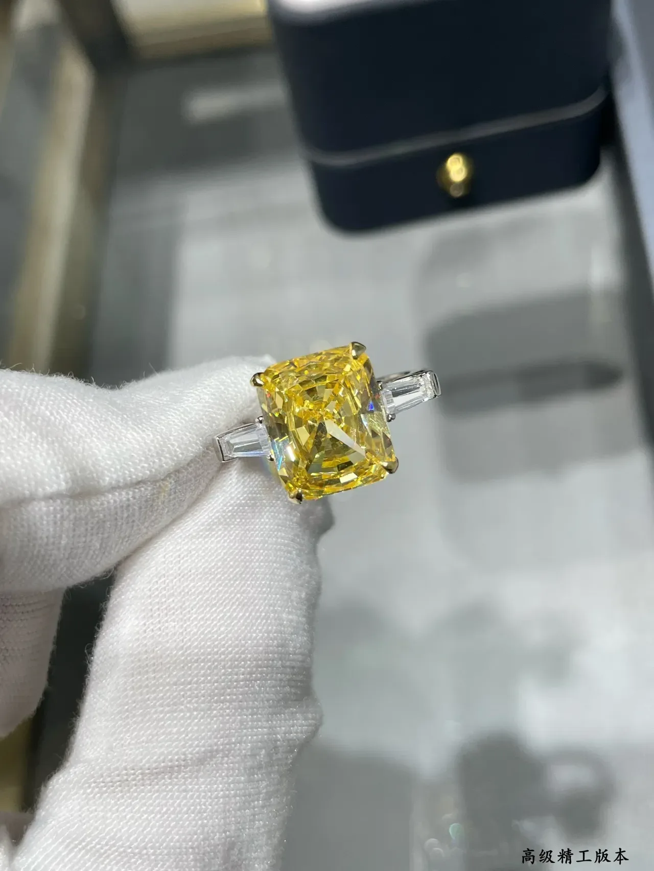 Yellow Silver Emerald-Cut Central Stone Tapered Baguette Side Stones Ring 7