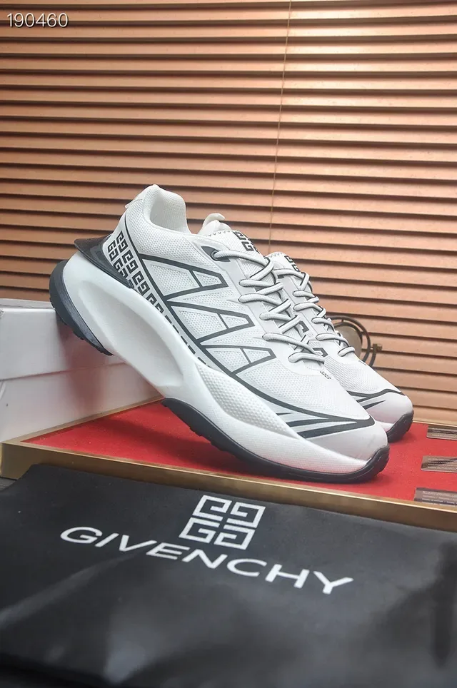 Givenchy Spectre Blanc et Noir baskets lifestyle géométriques 8