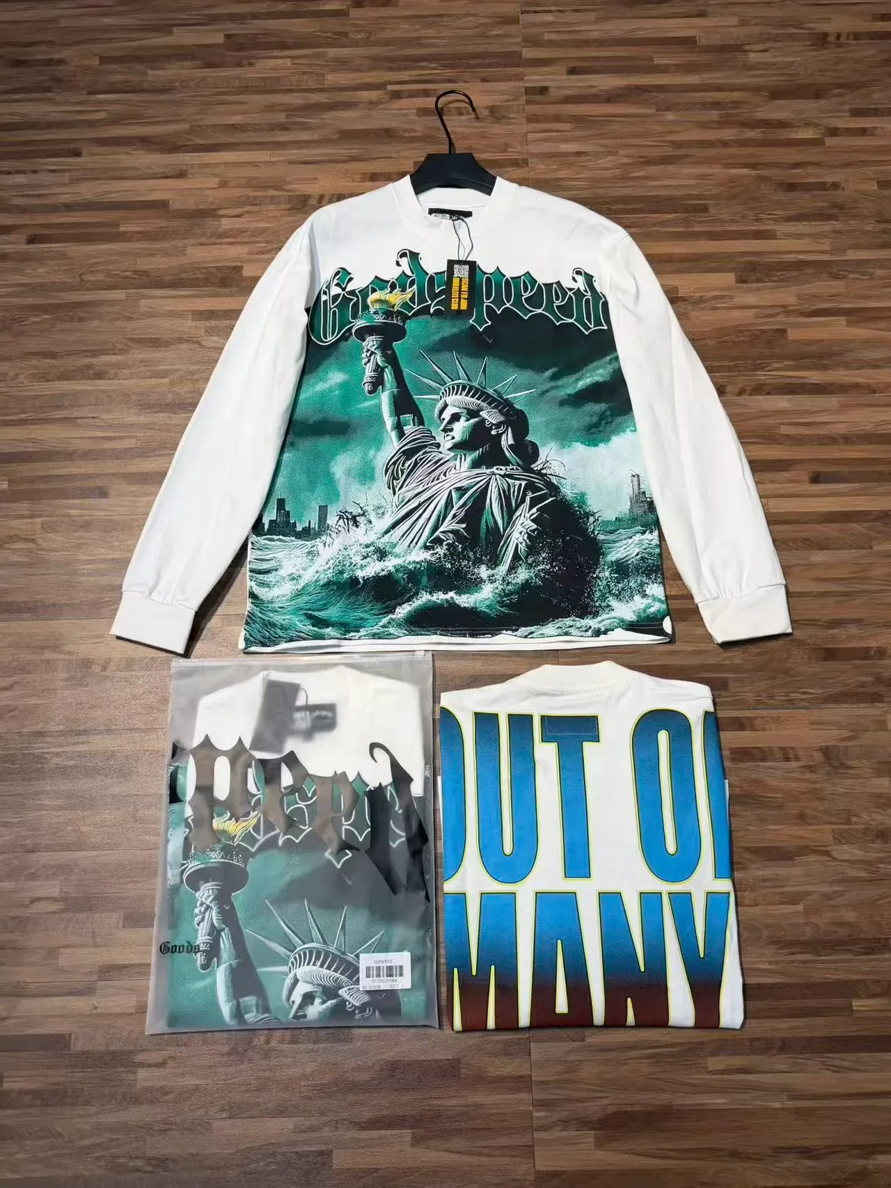 Godspeed Statue of Liberty Graphic Long-Sleeve T-Shirt 7