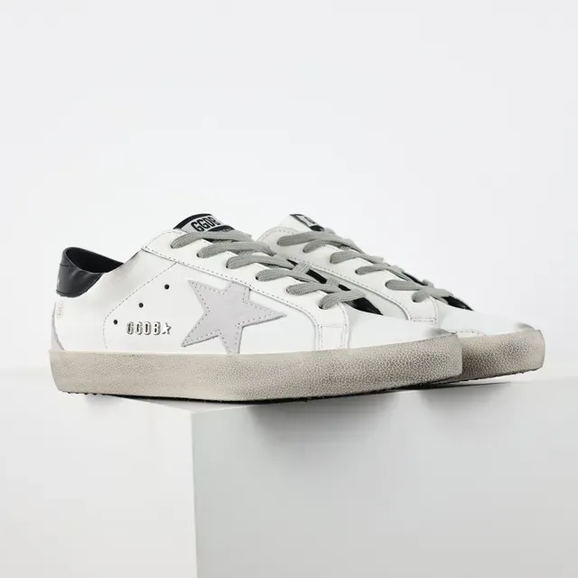 Golden Goose Superstar Sneakers Lifestyle en Cuir Distressed Blanc 3