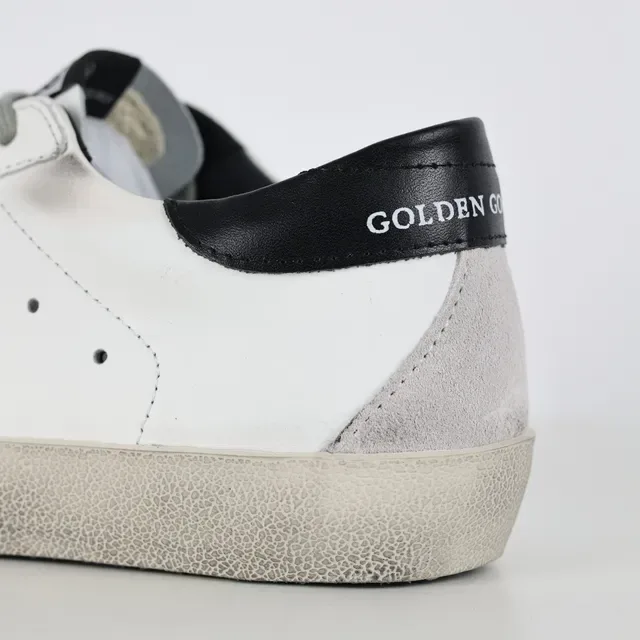 Golden Goose Superstar Sneakers Lifestyle en Cuir Distressed Blanc 4
