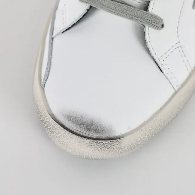 Golden Goose Superstar Sneakers Lifestyle en Cuir Distressed Blanc 5