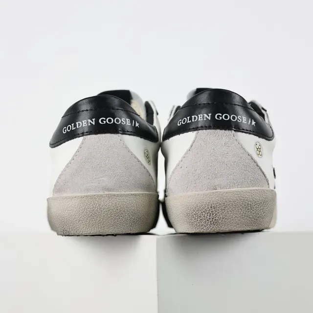 Golden Goose Superstar Sneakers Lifestyle en Cuir Distressed Blanc 8