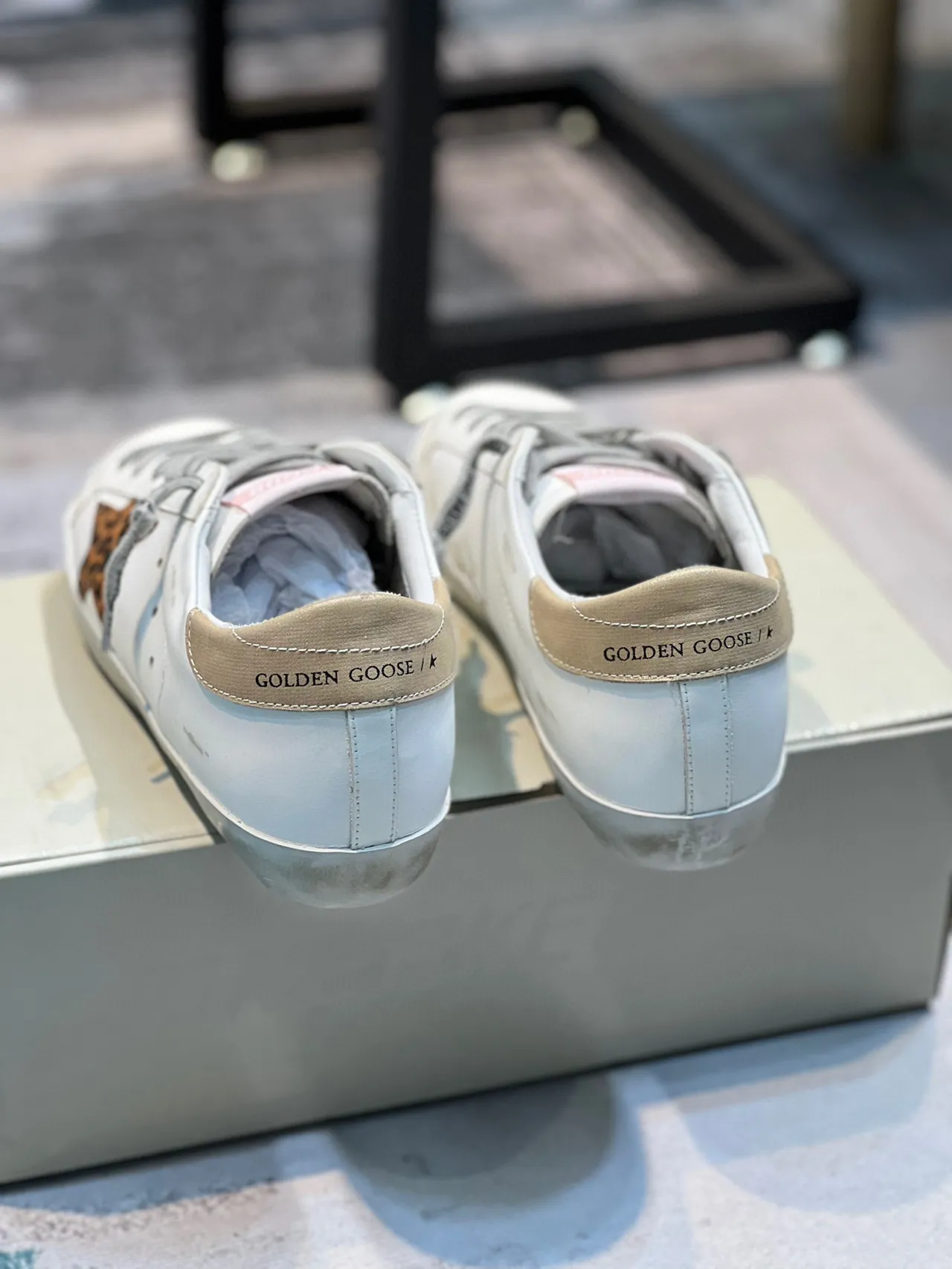 Golden Goose Superstar Sneakers Lifestyle Étoile Léopard Blanche 3