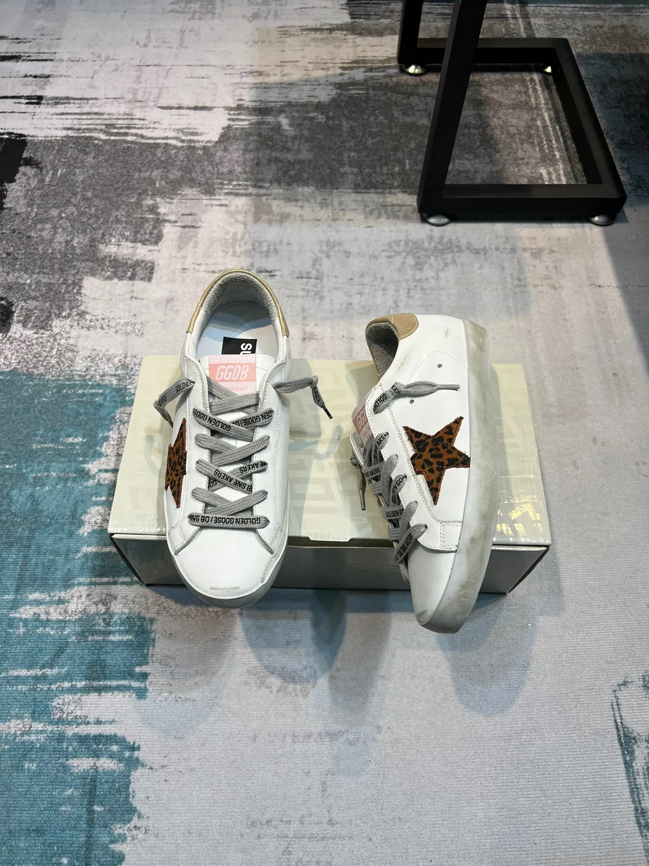 Golden Goose Superstar Sneakers Lifestyle Étoile Léopard Blanche 4