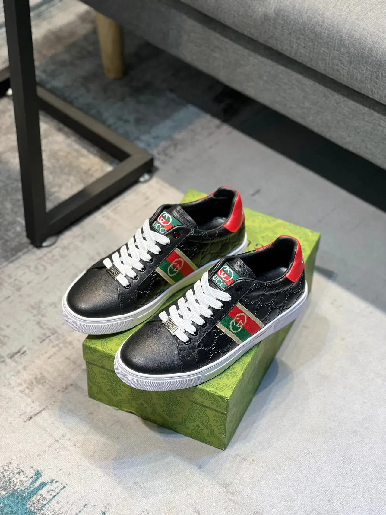 Gucci Ace Noir Rouge Vert Rayures Web Lifestyle Sneakers 8
