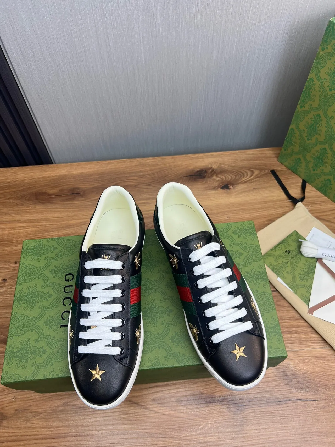Gucci Ace Embroidered Bee and Star Black Lifestyle Sneakers 2