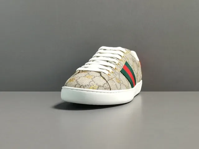 Gucci Ace GG Supreme Beige Green Red Web Tênis lifestyle 3