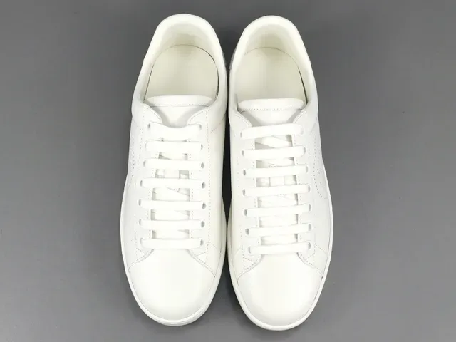 Gucci Ace Perforated Logo White Lifestyle Sneakers 15