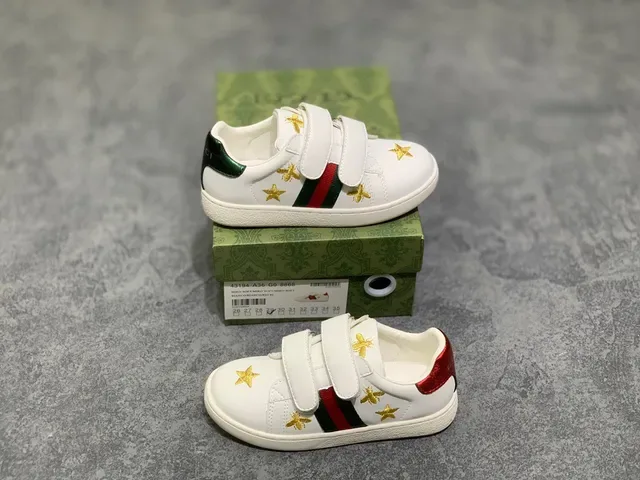 Gucci Ace White Green Low-Top Velcro Strap Lifestyle Sneakers 23