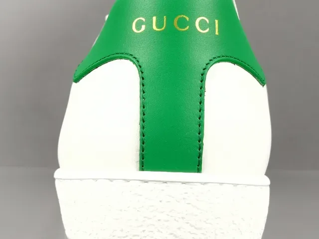 Gucci Ace White Green Red Web Stripe Embroidered Pig Lifestyle Sneakers 7