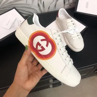 Gucci Ace White Red Leather Upper Bold Circular Logo Lifestyle Sneakers