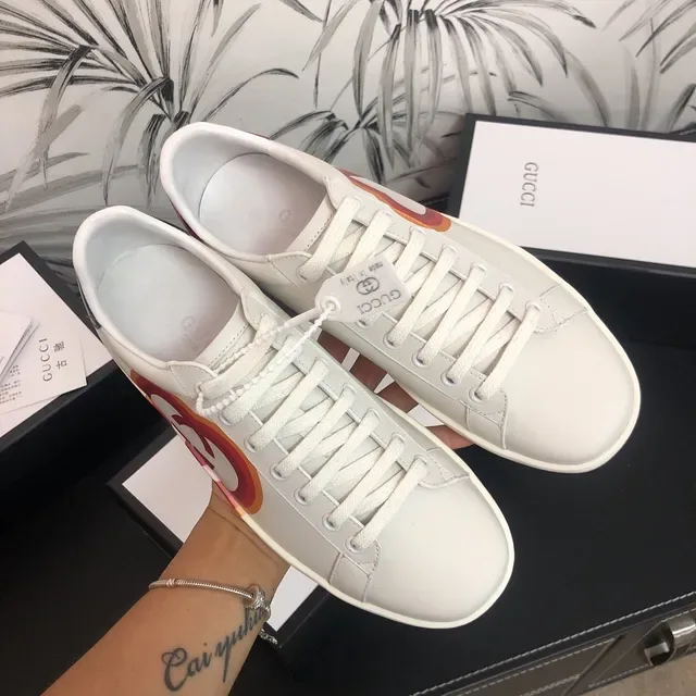 Gucci Ace White Red Leather Upper Bold Circular Logo Lifestyle Sneakers 9