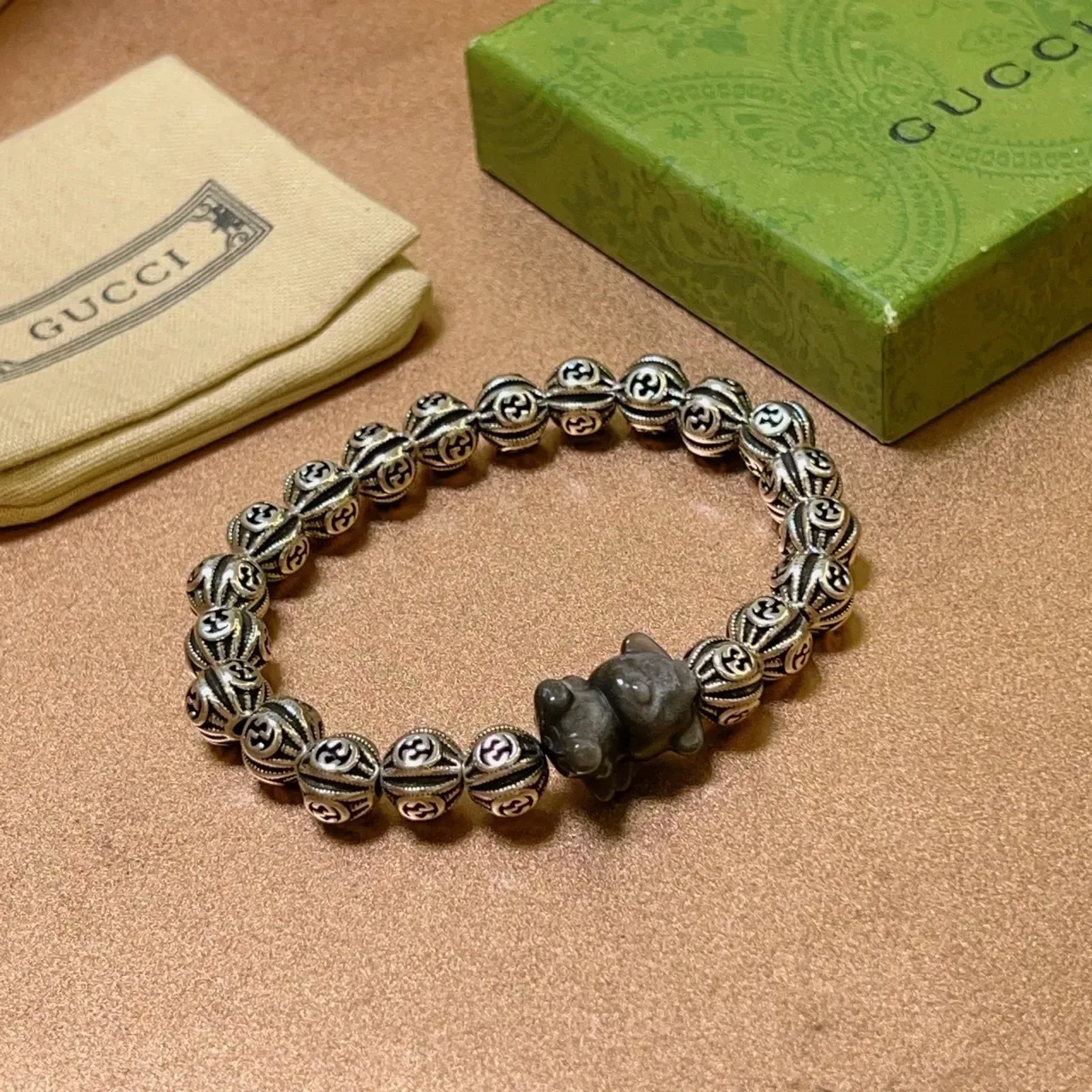 Gucci Beaded GG-Motif Animal Charm Bracelet 2