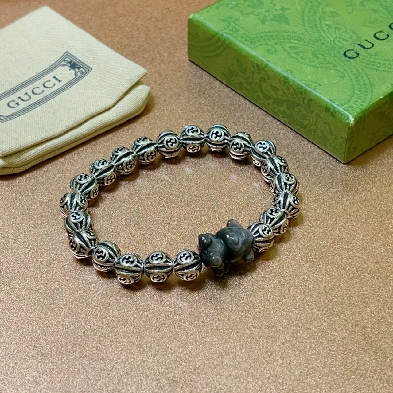 Gucci Beaded GG-Motif Animal Charm Bracelet 4