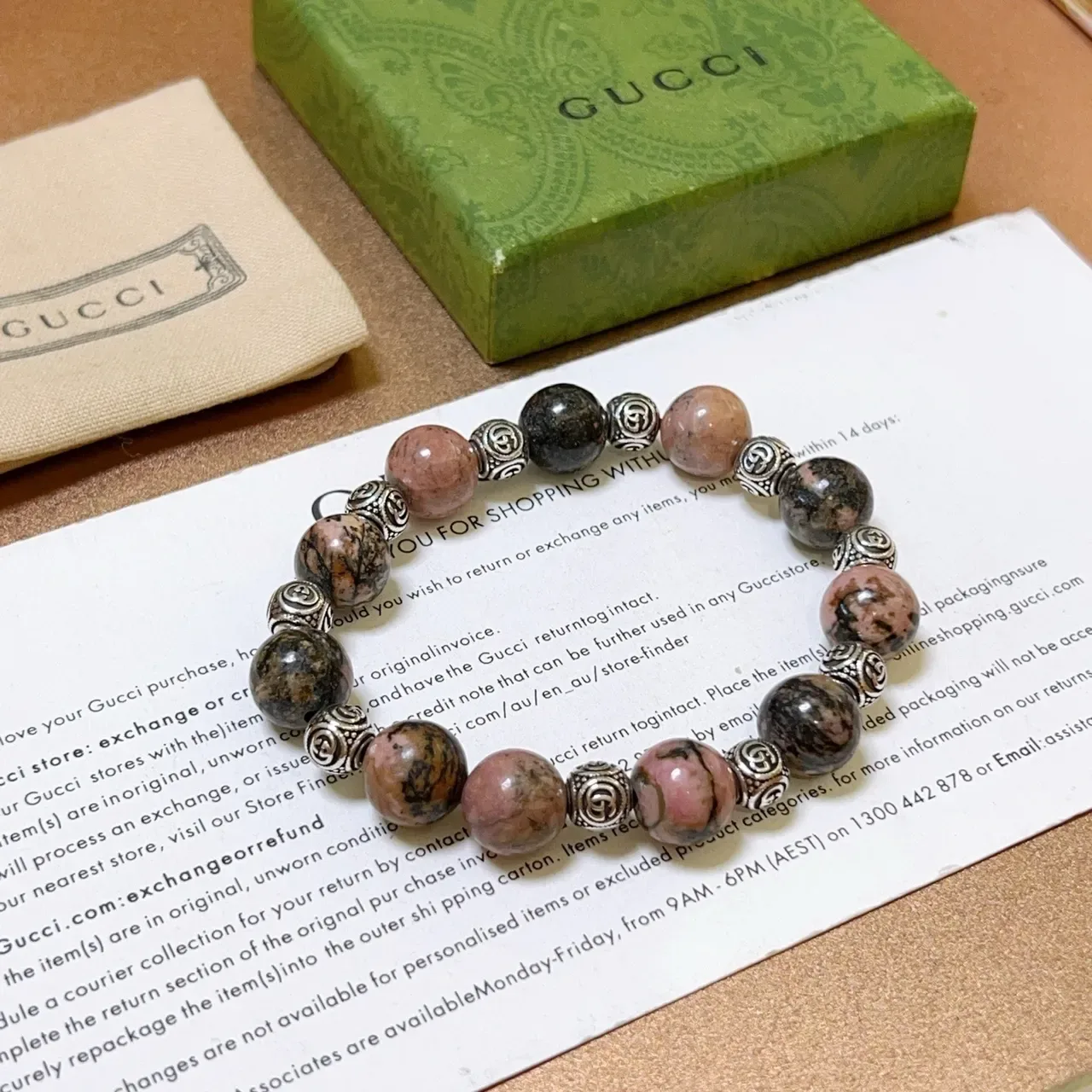 Gucci Beaded Marbled Stone and Silver-Tone Stretch Bracelet 3