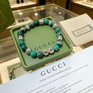 Gucci Interlocking G سوار بلون فضي مع خرز حجري