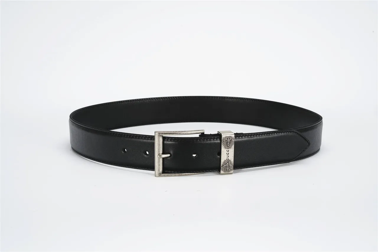 Gucci Bee Motif Black Silver Smooth Antiqued Buckle Leather Belt 9