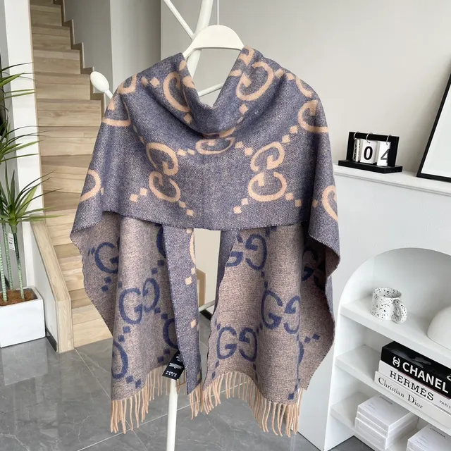 Gucci Beige Blue Woven Geometric Pattern Cashmere Scarf 8