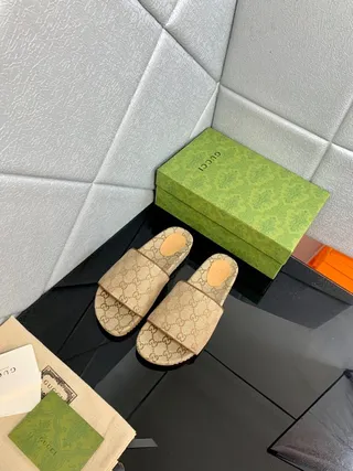 Gucci Beige Brown GG Monogram Canvas Single-Strap Slide Slippers 7
