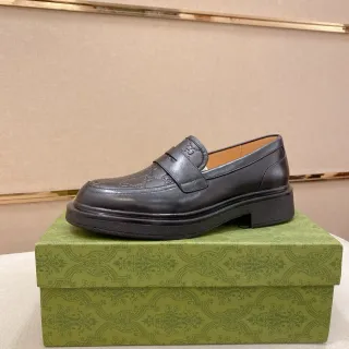 Gucci काला भूरा GG-Embossed चमड़ा Penny Strap Loafer