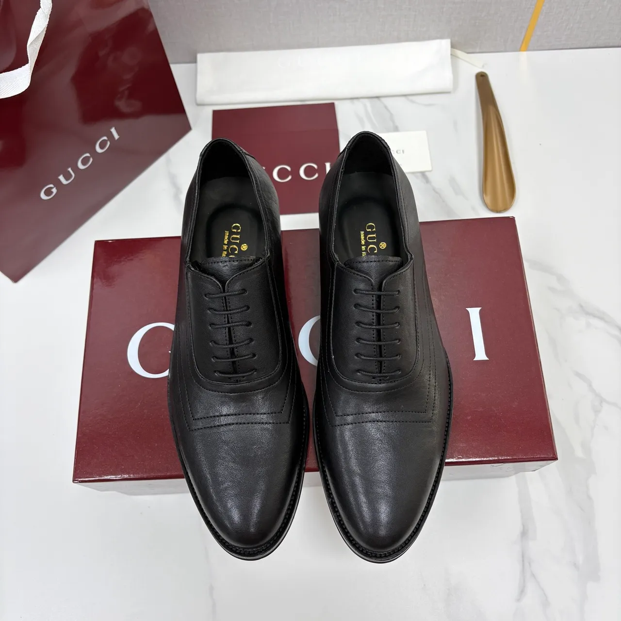 Gucci Sapatos Oxford com Ponta de Tapa Preta 6