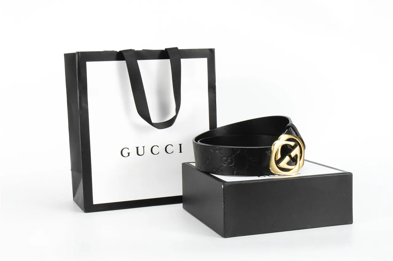 Gucci Cinto Preto Dourado GG-Embossed Polido Interlocking G Buckle Couro 6