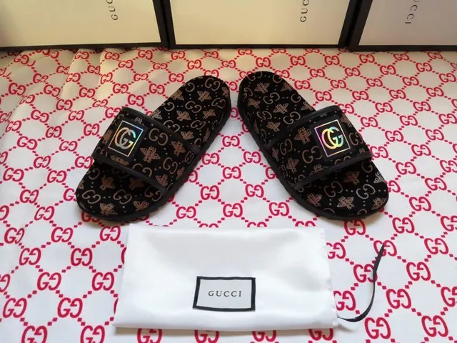 Gucci Black Gold Monogrammed Sole Iridescent Logo Strap Slippers 3